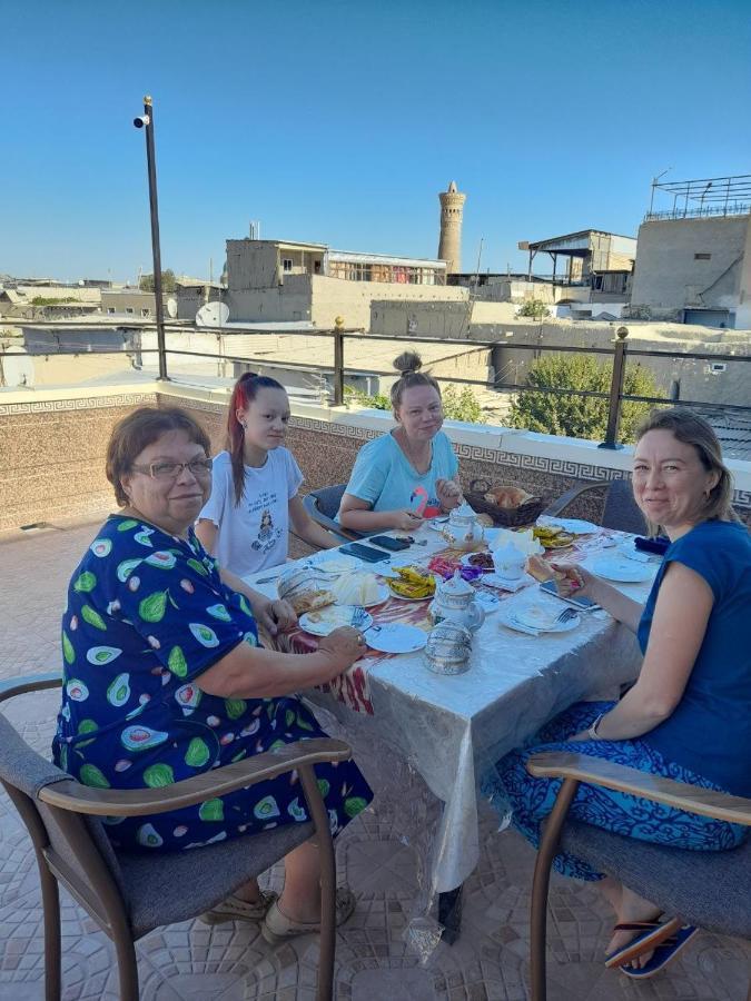 Ikat Hotel Bukhara Bagian luar foto